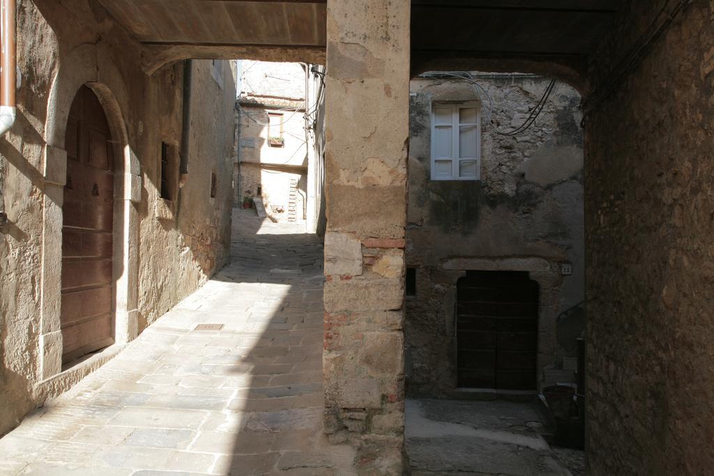 Hotel Locanda La Pieve Semproniano Exterior foto